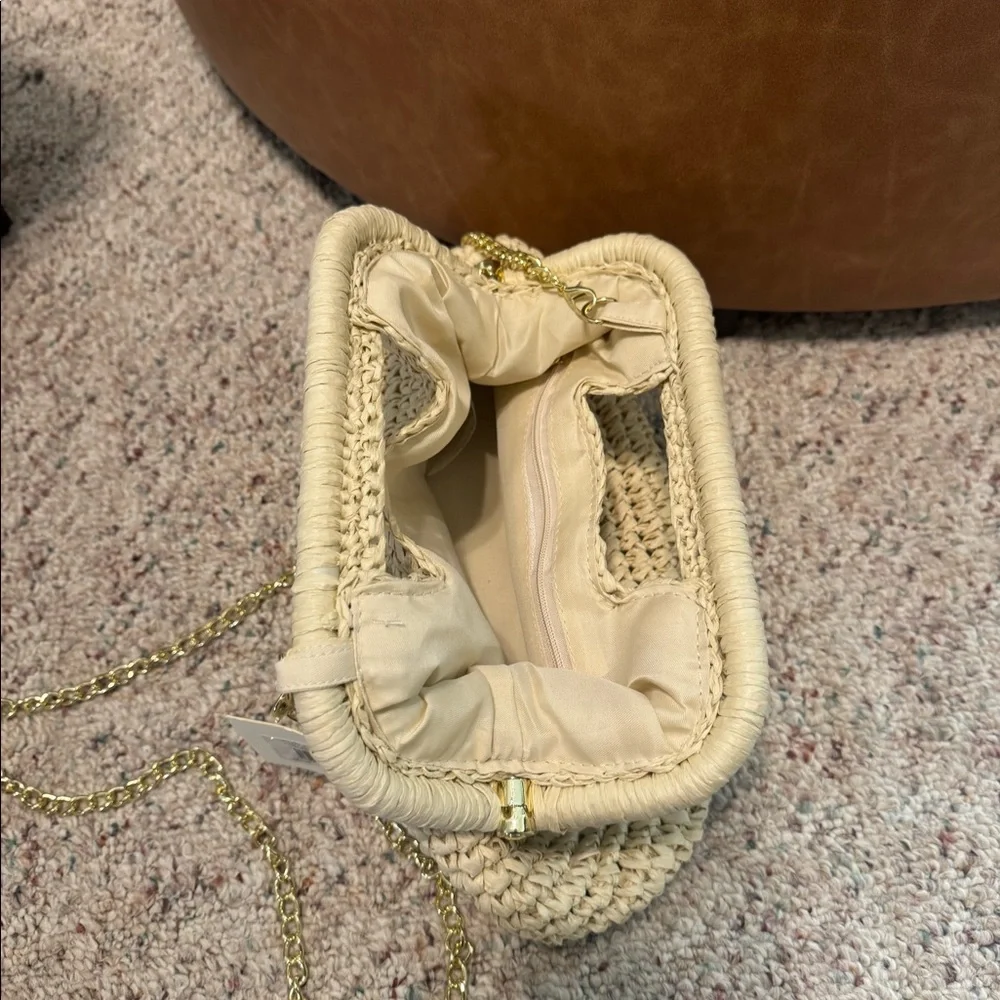 Sol Mer cream crochet purse with gold chain strap #crochet #summer. Retail $88